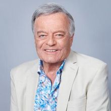 Tony Blackburn to Launch SOUNDS OF THE 60S LIVE 2027 Tour in March