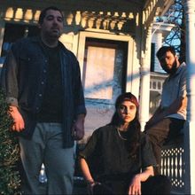 Carly Cosgrove Release New Single “Fluff My Pillow”