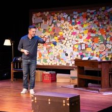 Review: EVERY BRILLIANT THING at Fulton Theatre