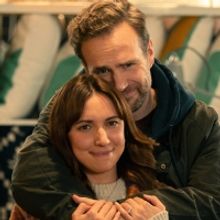 Apple TV+ Announces TRYING Season Three Premiere Starring Rafe Spall and Esther Smith