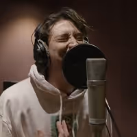 Video: Jordan Luke Gage Sings 'Raise A Little Hell' From BONNIE AND CLYDE Video