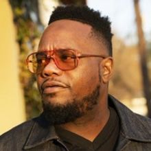 Derrick Freeman & Smokers World Releases 'HoTel' Single from 'WhiteSplain'