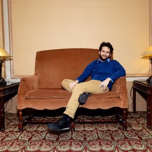 Interview: John Drea on Steppenwolf Roots and Broadway Breakthrough in LITTLE BEAR…