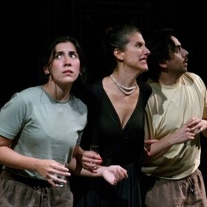 Review: MASA MADRE at El Círculo Teatral