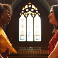 FROZEN Cast Members Alyssa Fox And Aisha Jackson Sing For Gun Reform In November