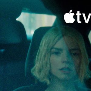 Anya Taylor-Joy, Drew Starkey Star in LUCKY Car Chase Scene Video