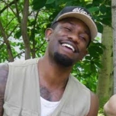 Video: Phillip Johnson Richardson Sings Acoustic 'Gramercy Park' from HELL'S KITCHEN