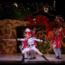 Review: NUTCRACKER at San Francisco Ballet Casts an Enchanting Spell for the Holidays
