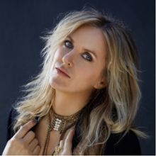 Liz Phair Announces New Album 'Soberish'