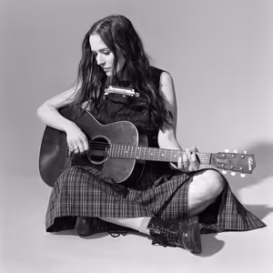 Margaret Glaspy Sets Release of New Album 'I Am Both'