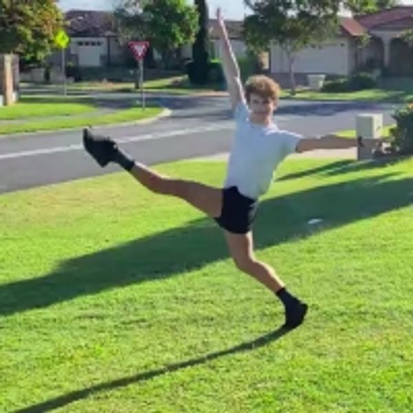 VIDEO: SF Ballet Creates a 'Chain Letter' Dance Performance - San Francisco / Bay Area Theater Video