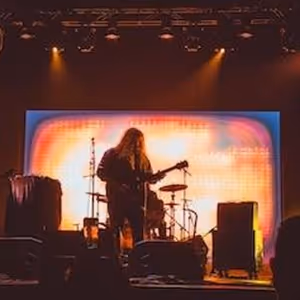Jjuujjuu Share New Track 'Up to You' and New Tour Dates