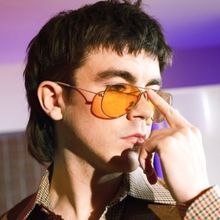 Declan Mckenna Shares New Track 'Mulholland's Dinner And Wine'