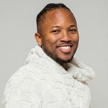 Shevrado Oliver to Star as Jesus in THE ROPE AND THE CROSS at JPAC