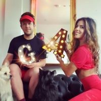 Aimie Atkinson Raises £10,421 For Save the Children in 24hr Musical-athon