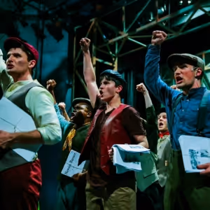 Review: DISNEY'S NEWSIES THE MUSICAL at Shea's 710 Theatre