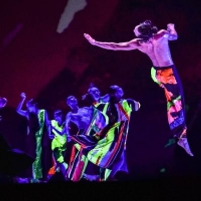 Review: CLOUD GATE DANCE THEATRE OF TAIWAN: 13 TONGUES at The Kennedy Center