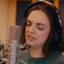 Video: Talia Suskauer Stars In 'Dear Lorraine' Music Video From Tevi Eber's SO FAR…