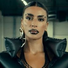 Sevdaliza & Grimes Pursue Path For True Artistic Liberation On New Single 'Nothing…