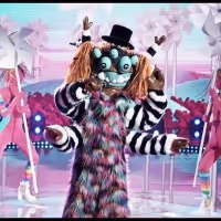 VIDEO: Watch a Preview for THE MASKED SINGER on Fox Video