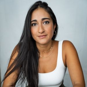 Interview: Krystina Alabado in MYSTIC PIZZA at Paper Mill Playhouse