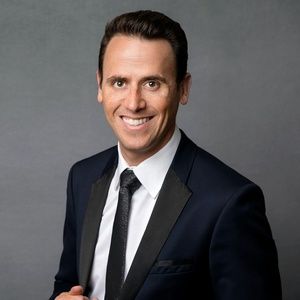 Oz Pearlman To Make Las Vegas Strip Headlining Debut At Encore Theater