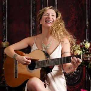 Interview: ZaZa Flamenca on International Cabaret CHANSONS ET TANGO at Pangea