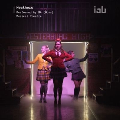 VIDEO: Se presenta HEATHERS en el Institute of the Arts Barcelona