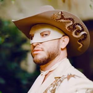 Photo: Orville Peck Reveals That He Will Perform Without Mask in CABARET