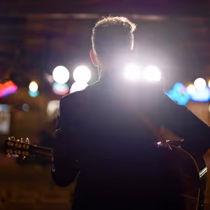 Lyle Lovett And His Acoustic Group are Coming To DPAC in September
