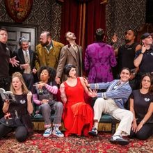 THE PLAY THAT GOES WRONG to Celebrate 2,000 Performances in July