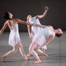 North Shore Civic Ballet Opens Annual Holiday Auction To Train A New Generation Of Da