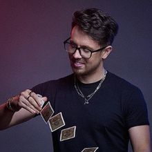 SHOWMAN: Magician James Phelan to Bring New Show to London and Edinburgh Fringe