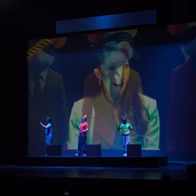 Review: The Harrowing Autopsy of the &lsquo;98 Tragedy in PLUNGE by Teater Tetas