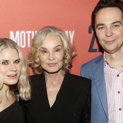 Video: On the Red Carpet at MOTHER PLAY Opening Night