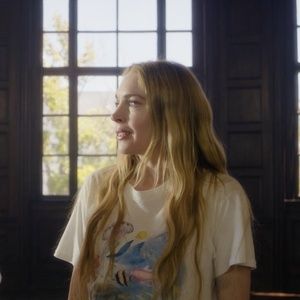 Exclusive: Chloe Fineman Stars in Extended Scene From Disney's FREAKIER FRIDAY