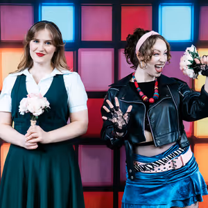 Cast Set For THE WEDDING SINGER at the Warner Theatre