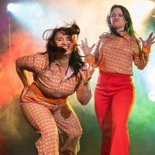 Guest Reviewer Hamavand Engineer Shares His Thoughts on THE HEN HOUSE