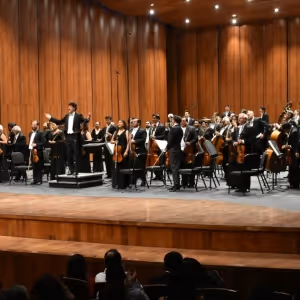 Velada Musical De La Orquesta Sinfónica Nacional Con Obras De Dvořák, Arutiunian…
