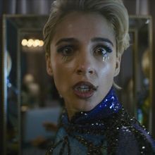 Video: Watch New Trailer for SMILE 2; Listen to Naomi Scott Perform From the Film