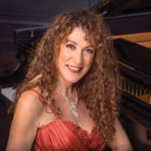 Pianist Rosa Antonelli Presents Concert At The Lambs In New York City