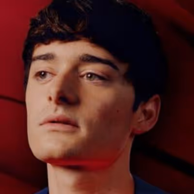 Noah Schnapp-Led AFFLUENZA to Extend Run at Riverside Studios