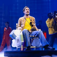 Video: 42 BALLOONS North American Premiere at Chicago Shakespeare Theater Video