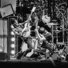 Reignwolf Adds Third UK Performance