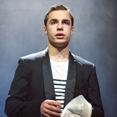 Review: DĚJINY N&Aacute;SIL&Iacute; odkr&yacute;v&aacute;ny ve &Scaron;vandově divadle