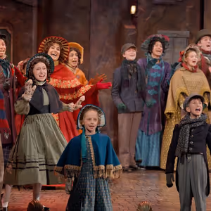 Video: A CHRISTMAS CAROL Celebrates 50 Years At Milwaukee Rep