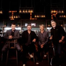 LONESTAR Brings Holiday Show 'Christmas & Hits' to Eisemann Center