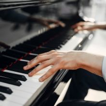 Where to Find Piano Tracks for Auditions, Performance & Practice