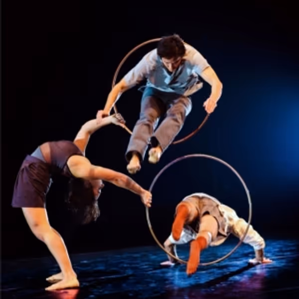 The 7 Fingers' PASSENGERS to be Presented at A.R.T. Photo