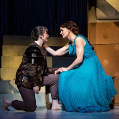 Review: THE PENELOPIAD at Goodman Theatre